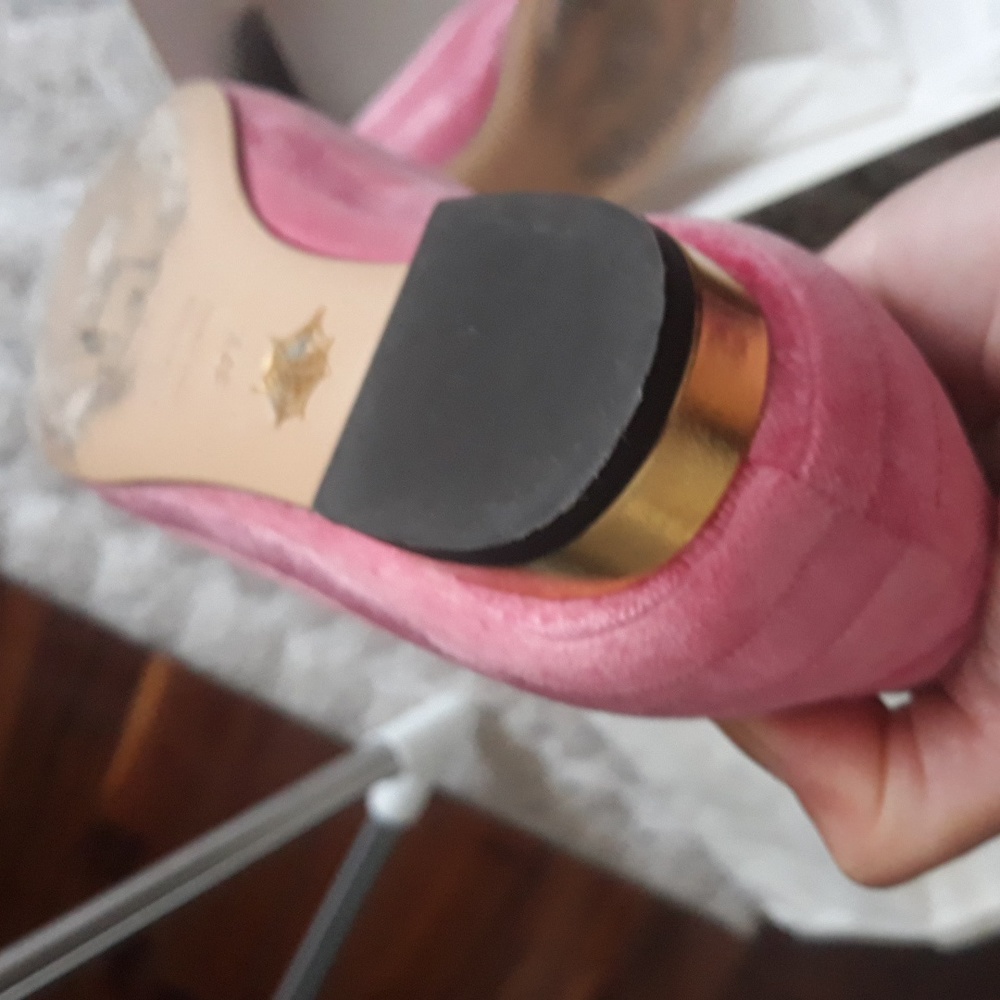 shoes - Picture 6 of 7